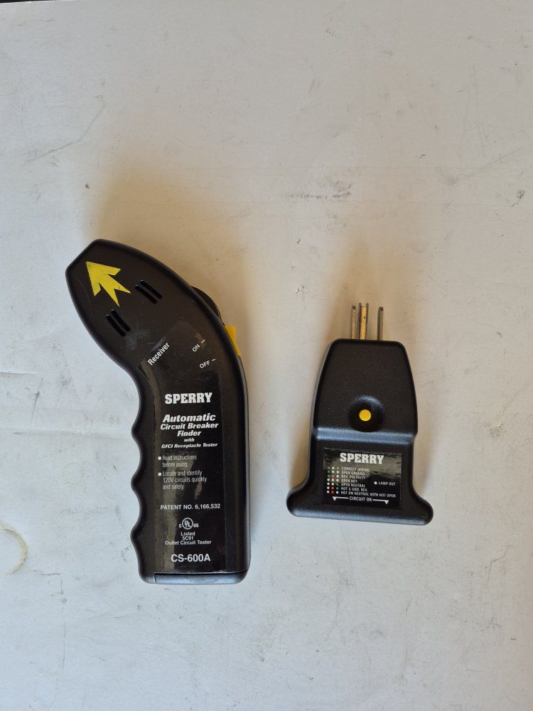 Sperry Automatic Circuit Breaker Finder CS-600A with GFCI Receptacle Tester
