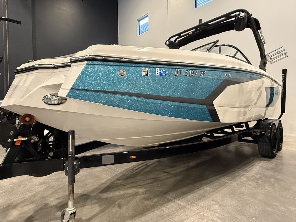 2024 Heyday Wake Boats WTSURF