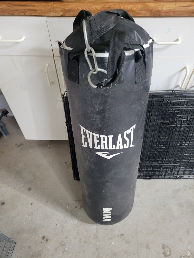 Everlast MMA Heavy Bag