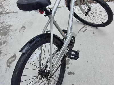Great cheap cruiser bike