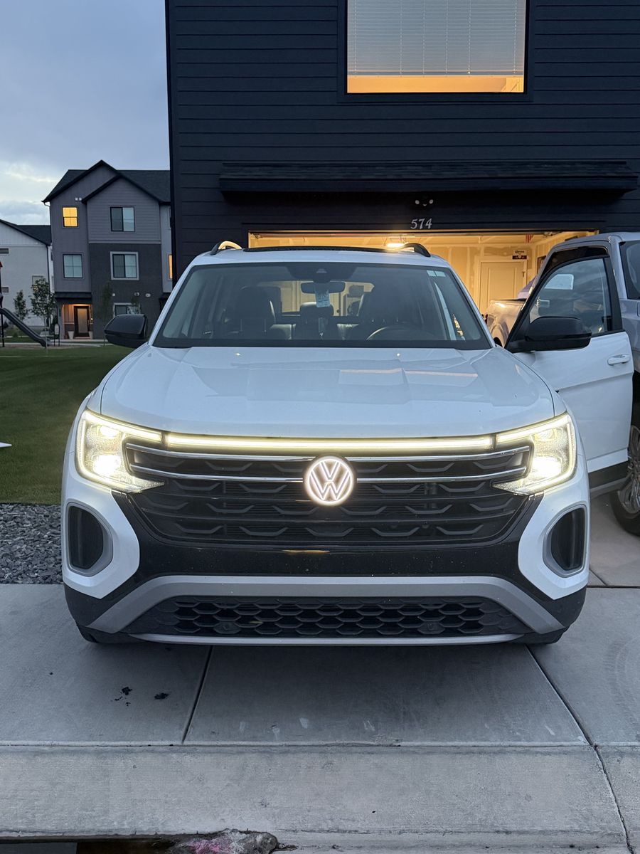 2025 Volkswagen Atlas Peak Edition SE 4Motion
