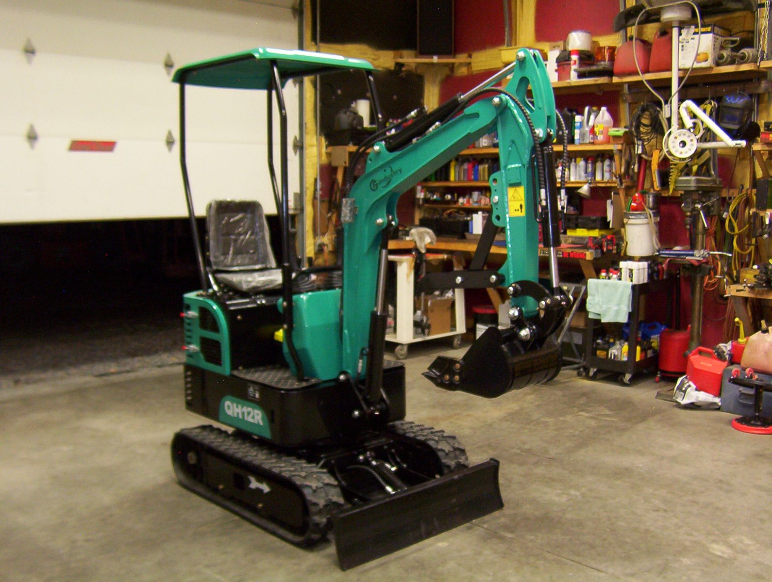 MINI EXCAVATOR QH12R