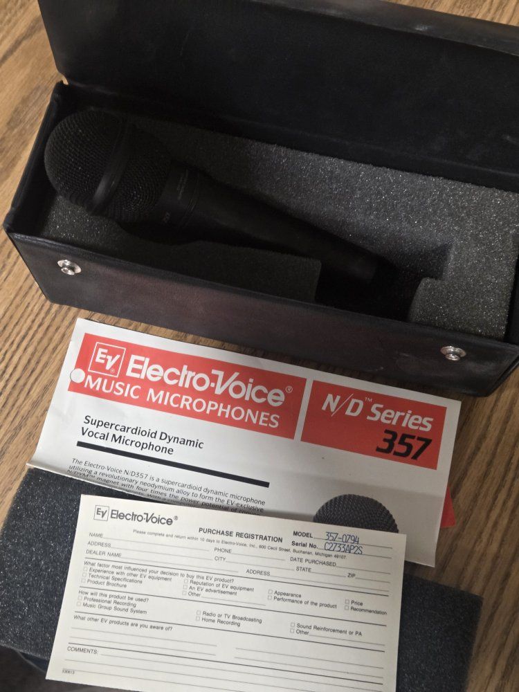 Electro-Voice N/D Series 357 Supercardioid Dynamic Vocal Microphone