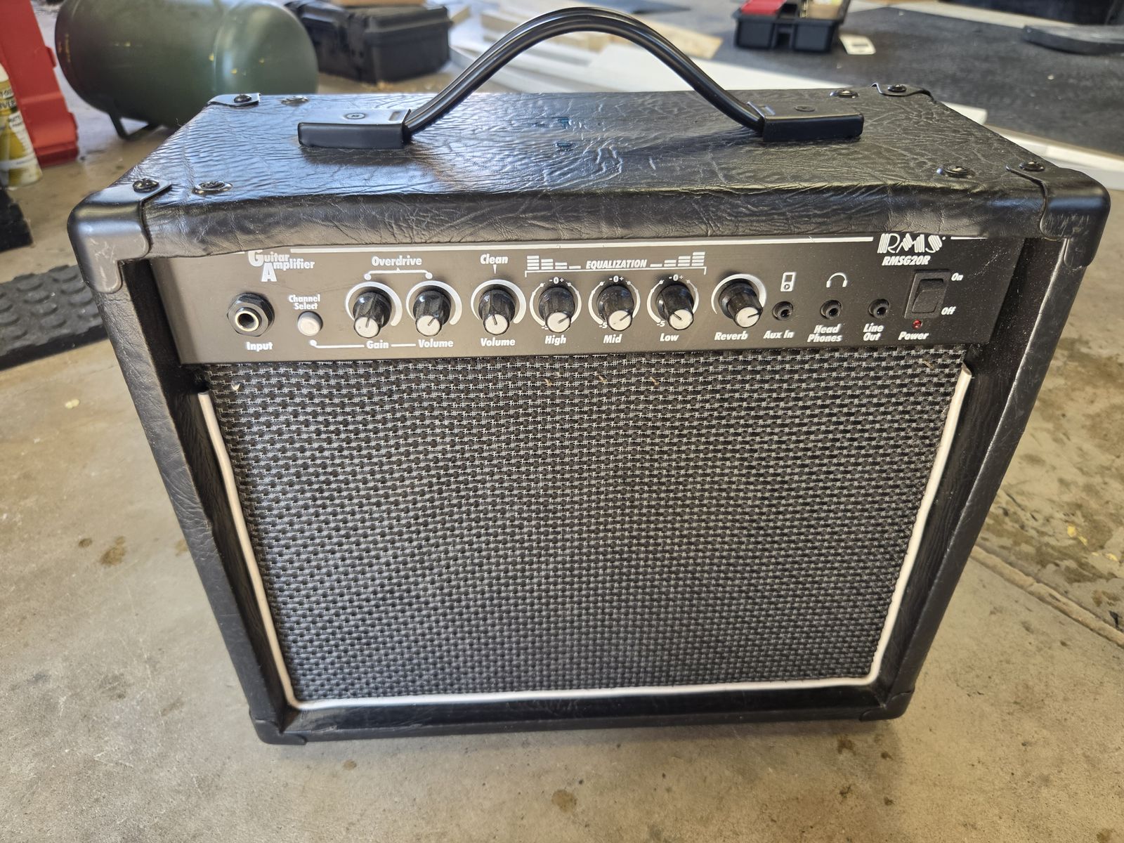 RMS Guitar Amp