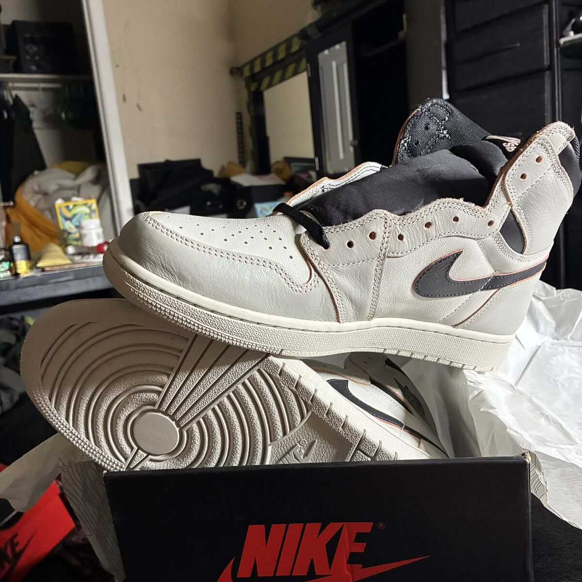 Air Jordan 1 High brand new size 12