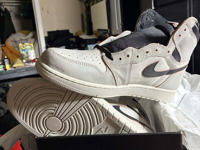 Air Jordan 1 High brand new size 12