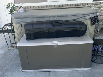 Real nice Golf travel case