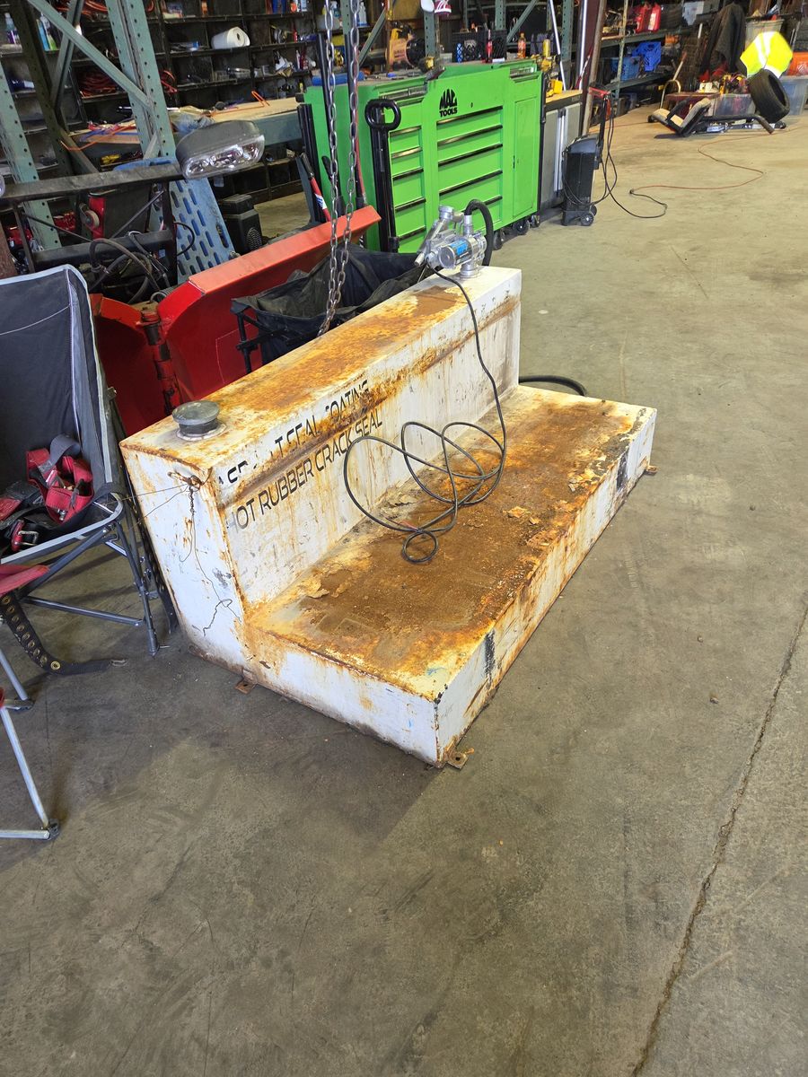 Diesel tank with pump