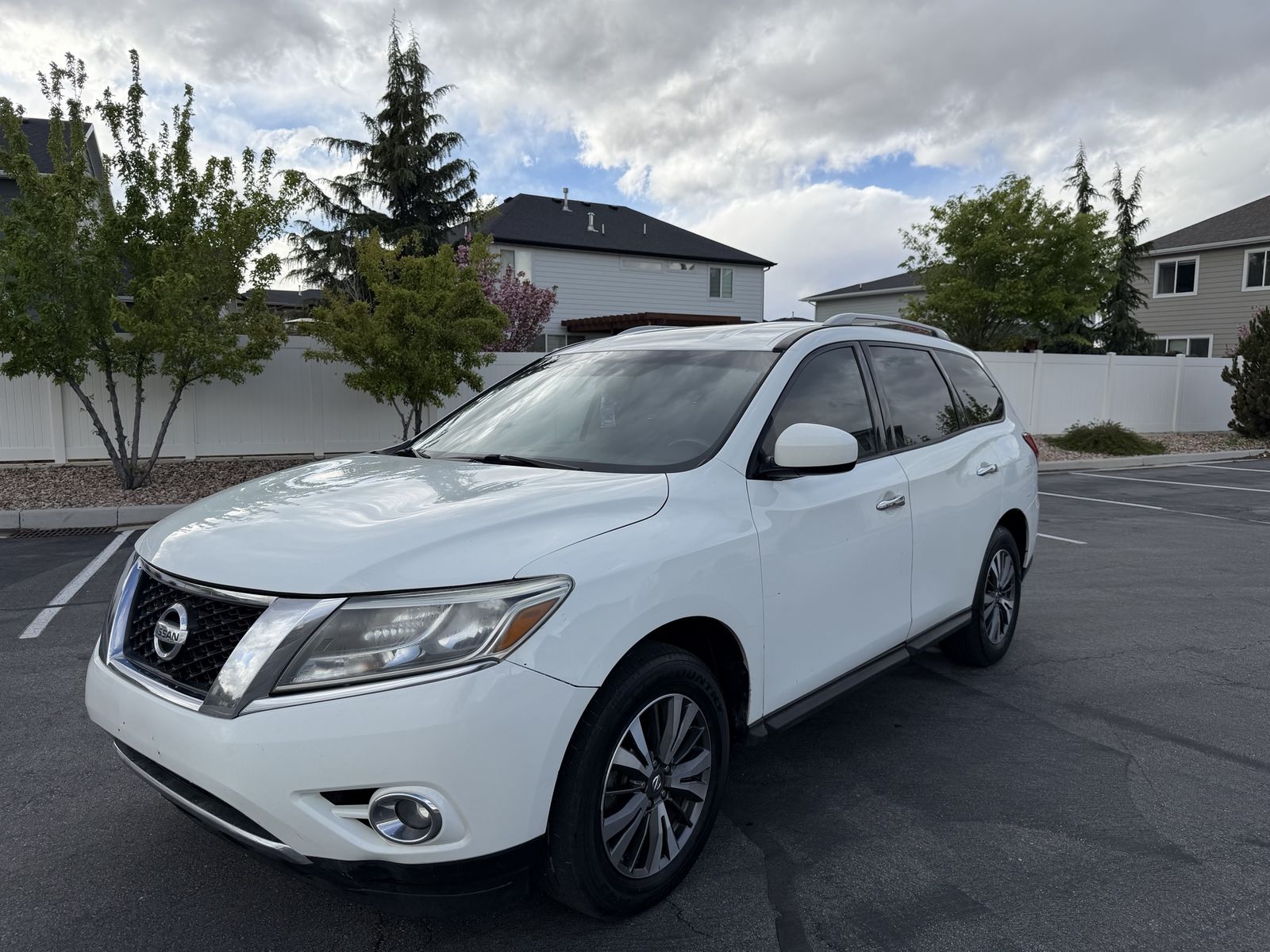 2015 Nissan Pathfinder SV