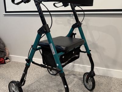 Cosydora Rollator Walker With Seat Brand New