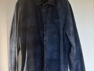 Volcom Men's Button-Up Long Sleeve Denim Shirt Large