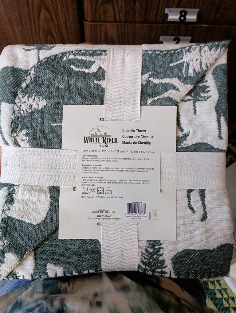 White River Home Chenille Throw Blanket 50" x 60" Forest Bear Theme New
