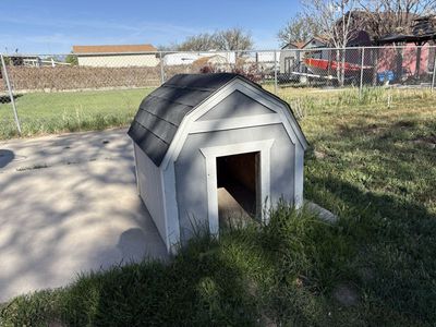 Dog House