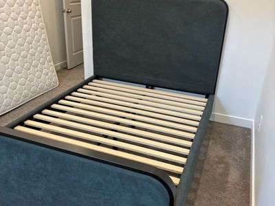 full bed frame mattress and memory foam