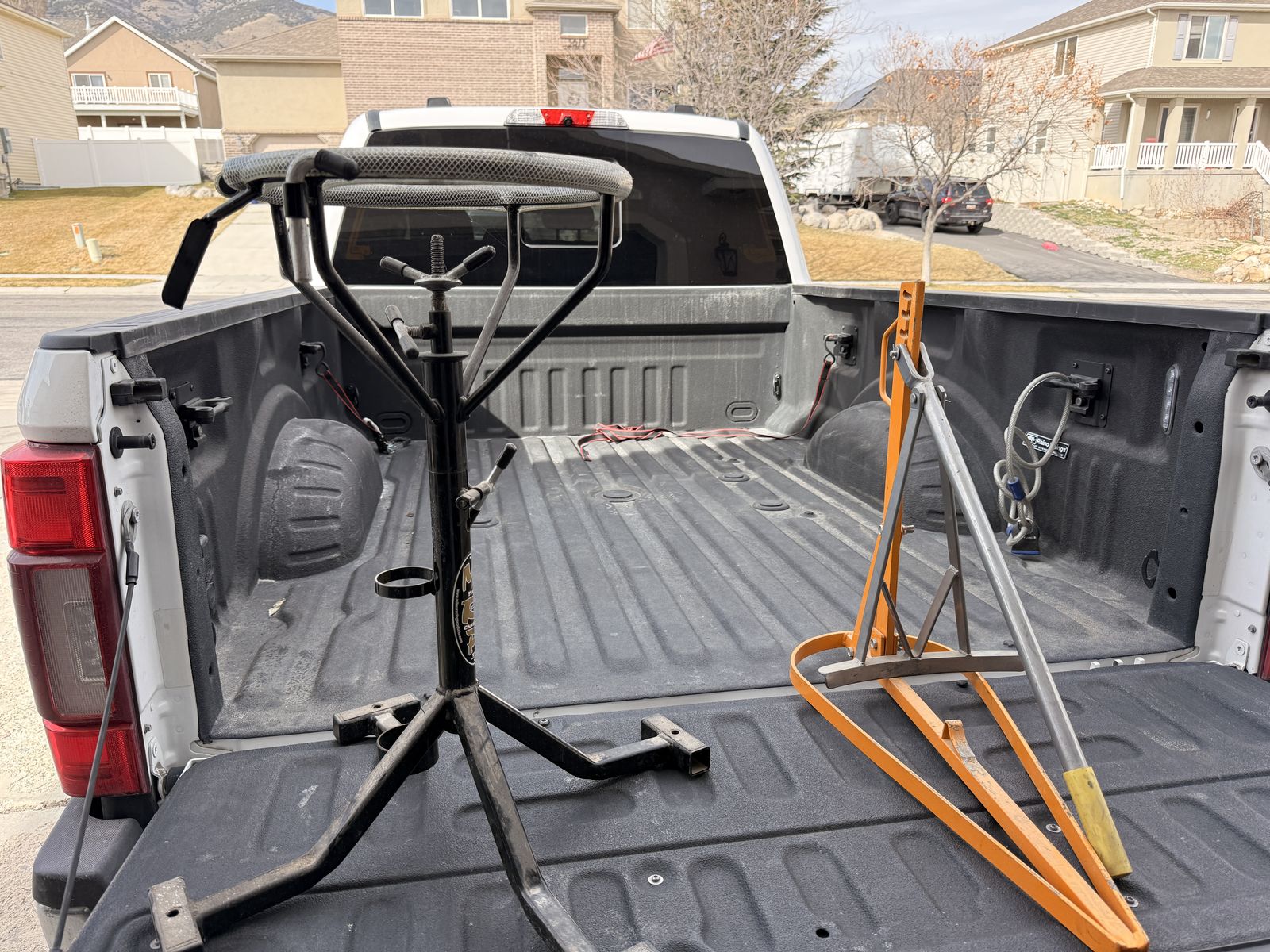 Dirt bike tire change stand and bead break