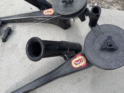 Cannon Downriggers (Pair) w/ Weights - Fishing Gear
