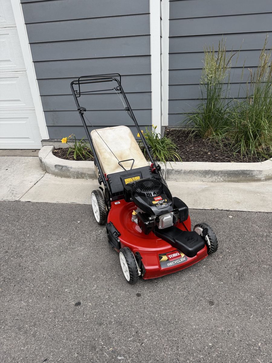 Toro Recycler Self Propelled Lawn Mower