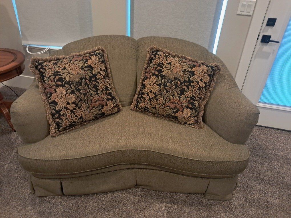 Main image 2