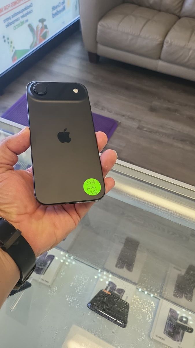 IPhone 17 AIR- 256GB - Unlocked