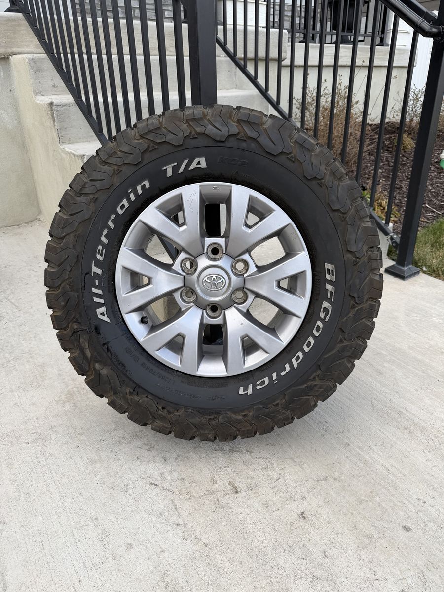 Toyota Tacoma Rims and Tires 265/70R16 Bfg Ko2