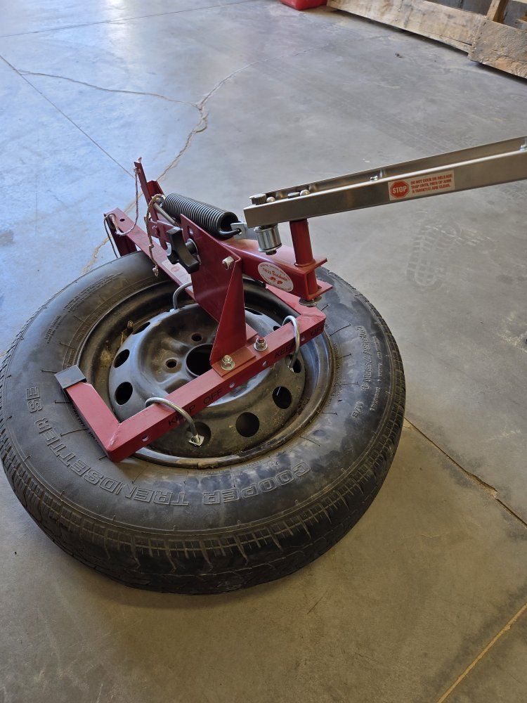 Clay Pigeon Thrower (Tire Mountes)