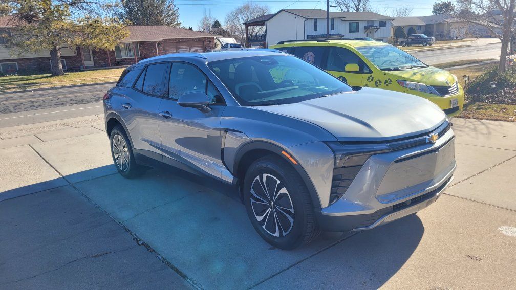2025 CHEVROLET BLAZER EV LT