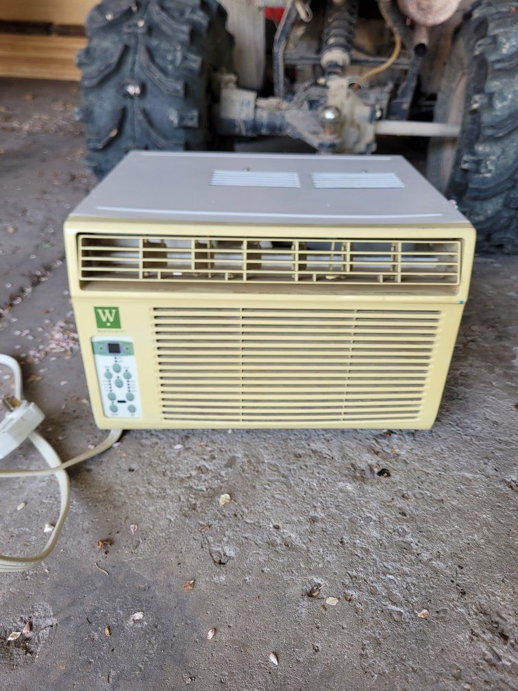 A/C Window Unit