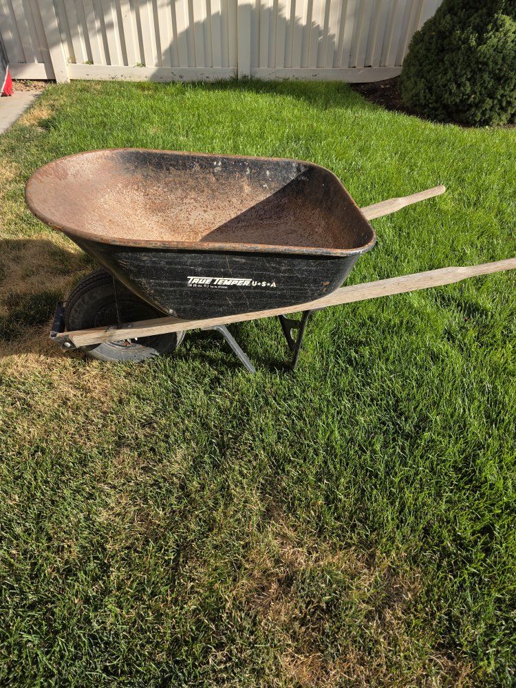 Wheelbarrow, True Temper, 6 cu ft