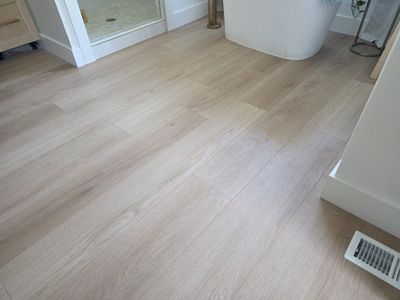 Gorgeous Waterproof Hybrid Wood Flooring