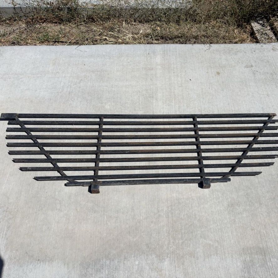 Window well cover
