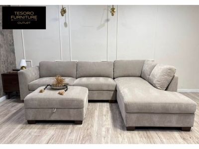 THOMASVILLE WALSEN SECTIONAL WE OFFER DELIVERY