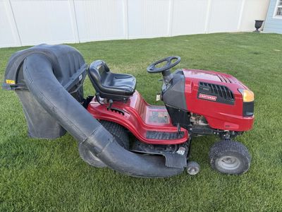 Craftsman Riding Lawnmower w/ Bagger