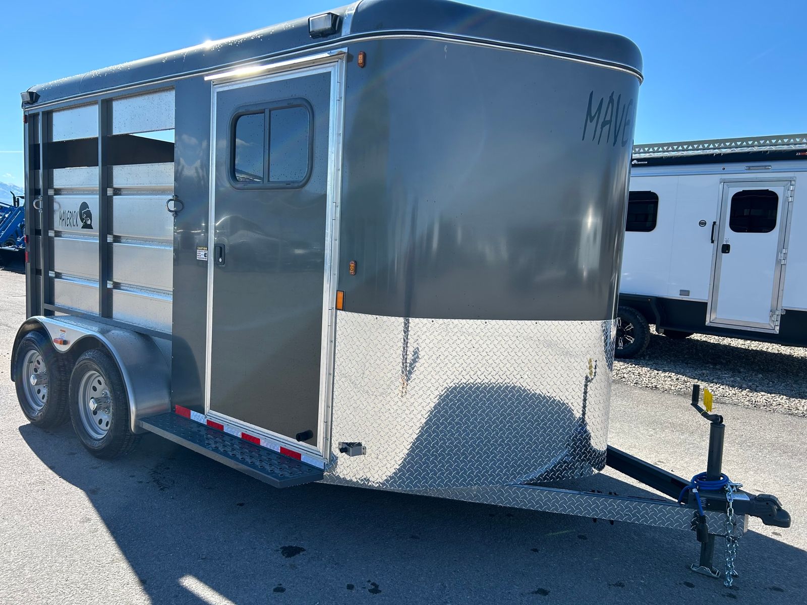 2026 Maverick 2 Horse Slant Load