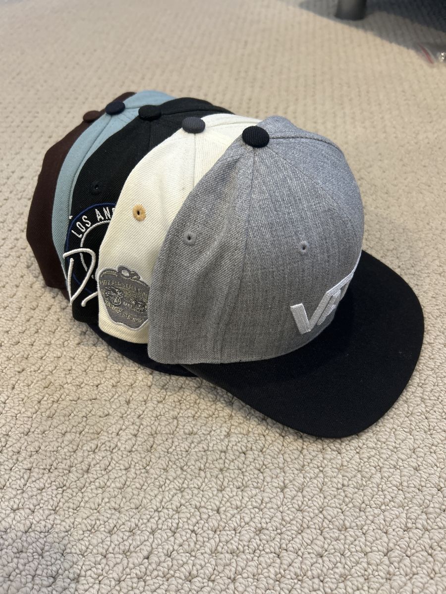 4 Baseball Fitted Hates all 6 7/8 1 Vans Snap Back Hat $25 IS NOT REAL PRICE DO NOT BUY TILL YOU READ DISCRIPTION Prices bellow