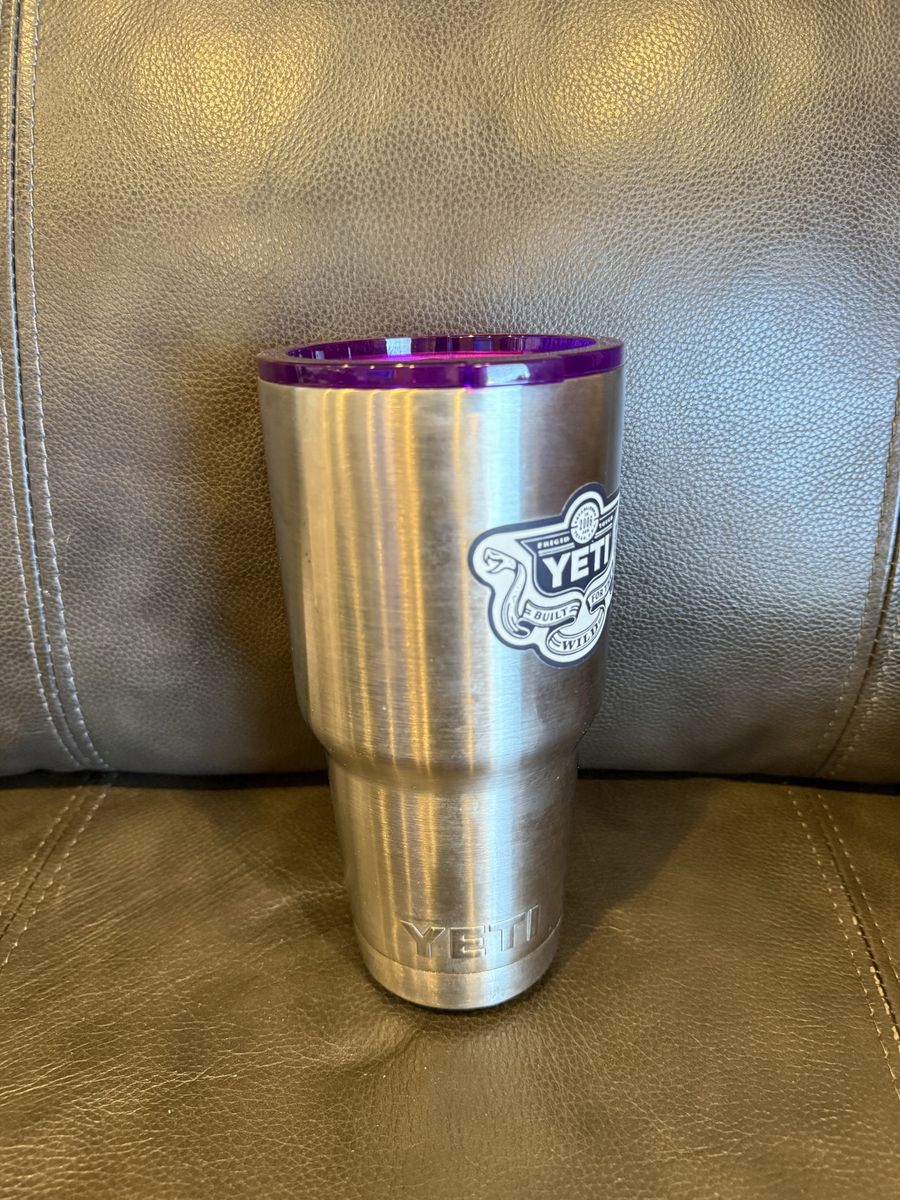 YETI Rambler 30 oz Stainless Steel Tumbler with Purple Lid - Authentic & Durable