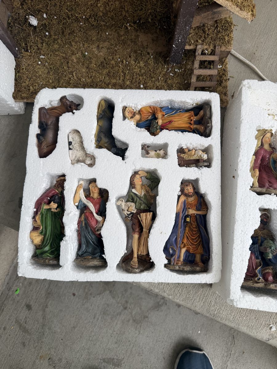 Main image 3