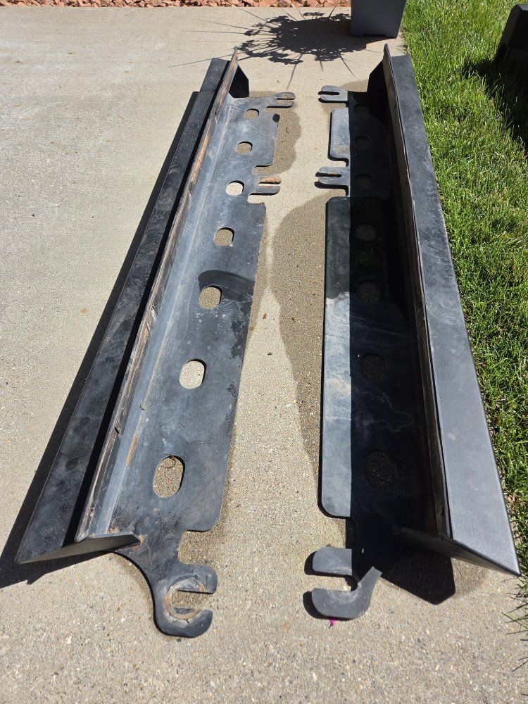 Jeep JK Unlimited rock slider step