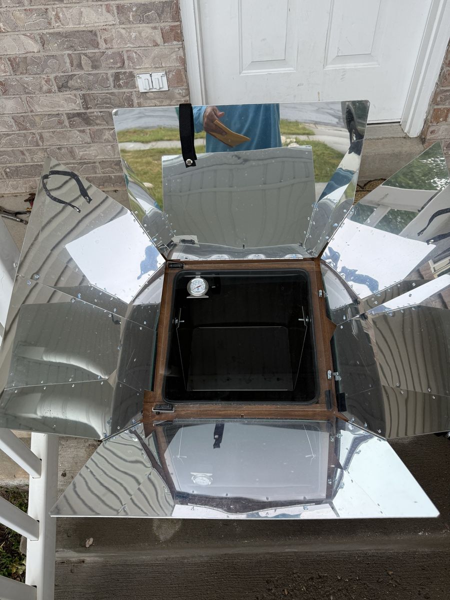 Main image 3