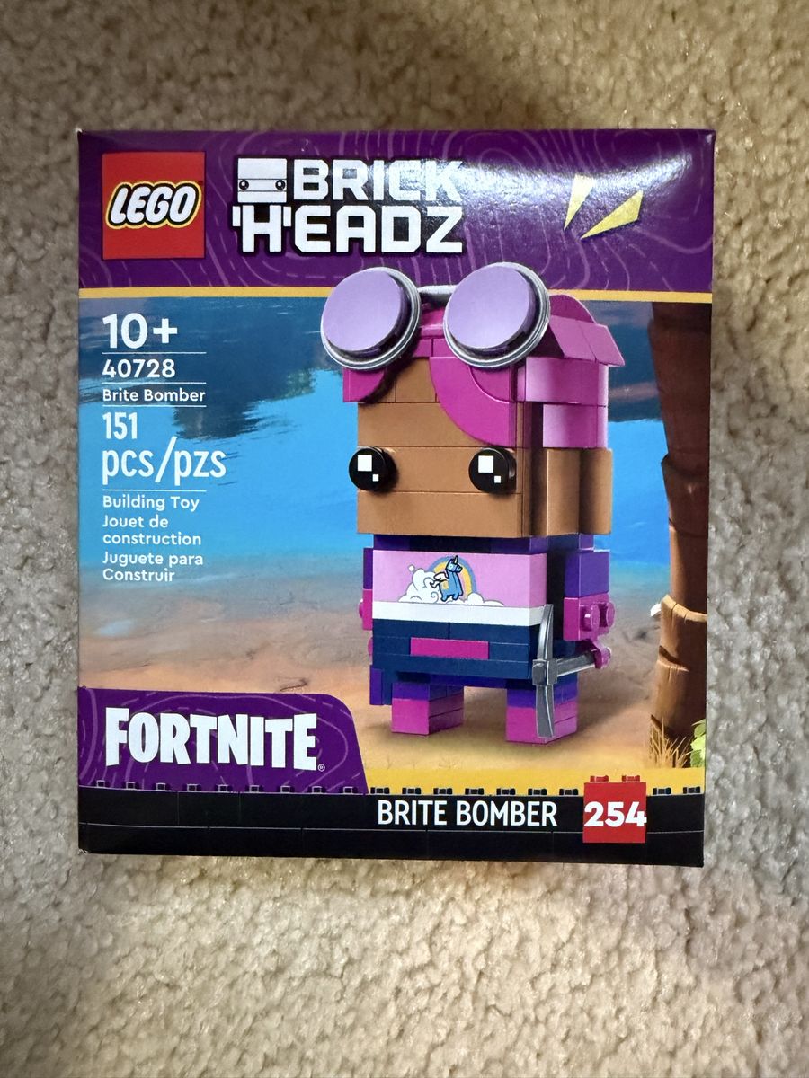 LEGO BrickHeadz Fortnite Brite Bomber Set 40728 (151 Pieces)
