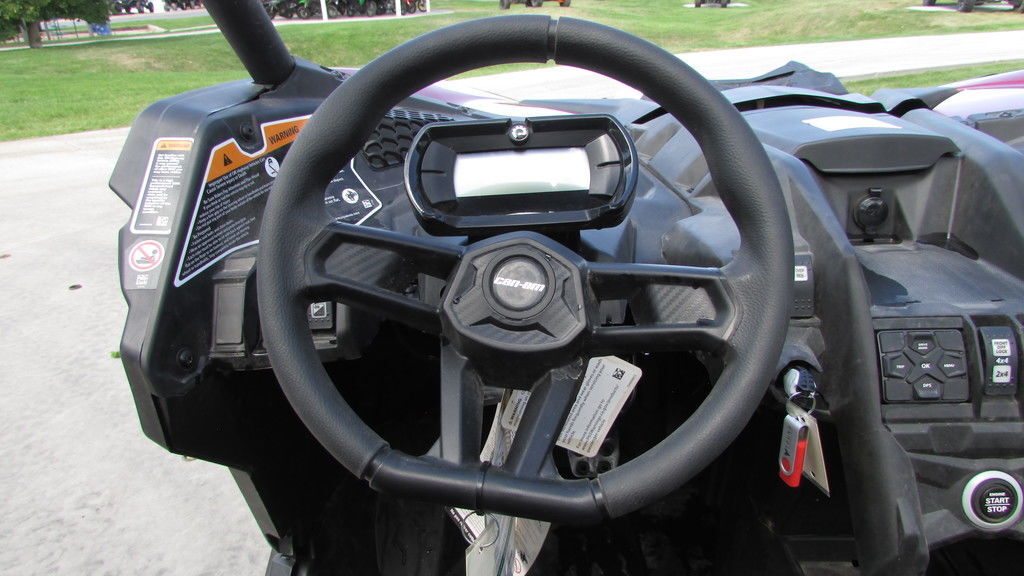 2025 Can-Am® Maverick X3 MAX DS Turbo Fiery Red & Hyper Silver