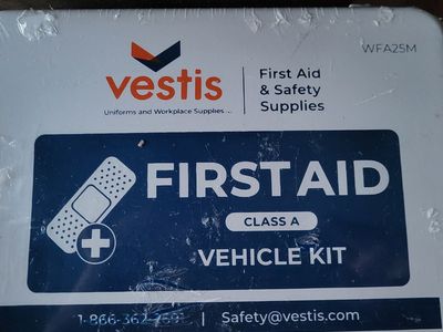 Vehicle First Aid Kits* 85pcs Metal Box