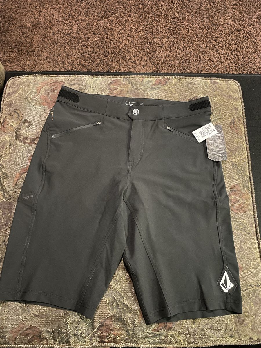 Volcom Trail ripper MTB shorts size 34