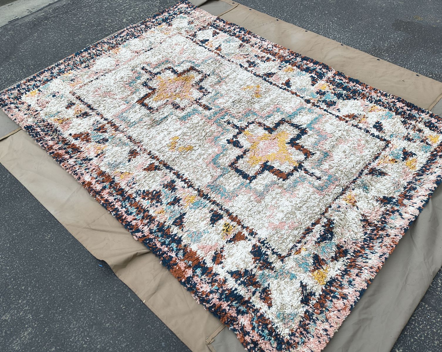 Nice 5x7 Area Rug