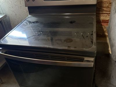 GE electric range stove