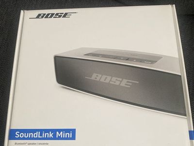 Bose SoundLink Mini Bluetooth Speaker - Compact Portable Wireless Audio