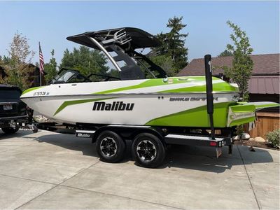 2019 Malibu VLX 21