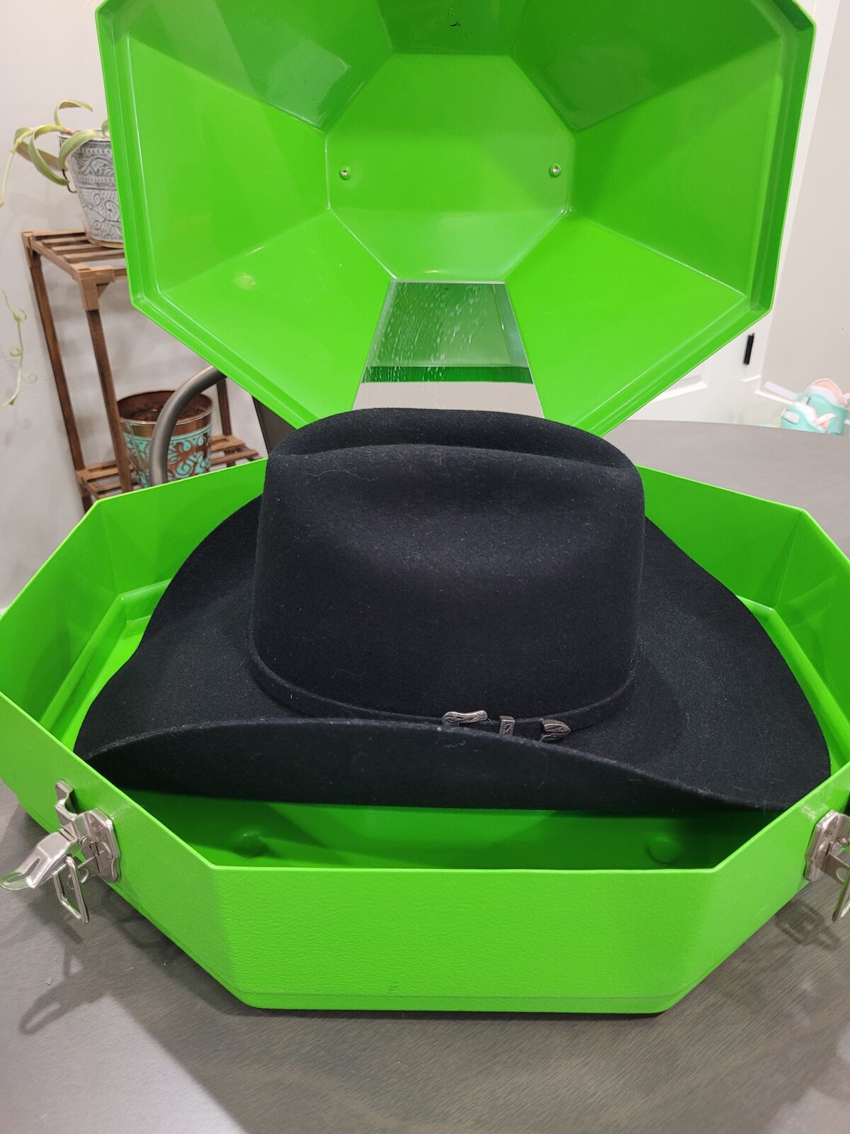 Women's MHT Westerns Hat & case