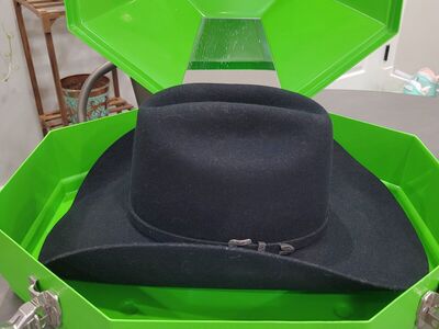 Women's MHT Westerns Hat & case