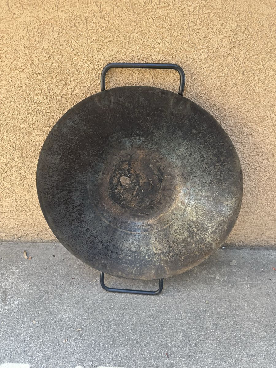 Heavy-Duty Steel Discada Cooker Disc Grill Pan with Handles