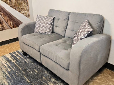 Modern Gray Loveseat Couch – Super Comfortable